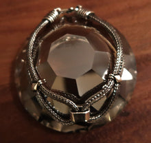 Superbe bracelet en argent - reproduction médiévale