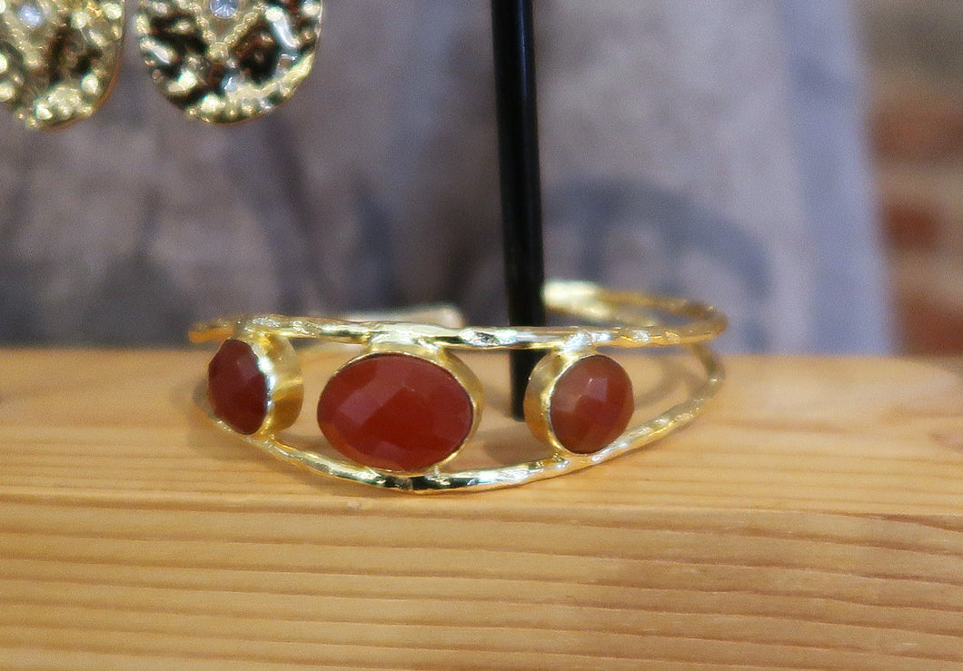 Bracelet raffiné en plaqué or & cornalines - NEW
