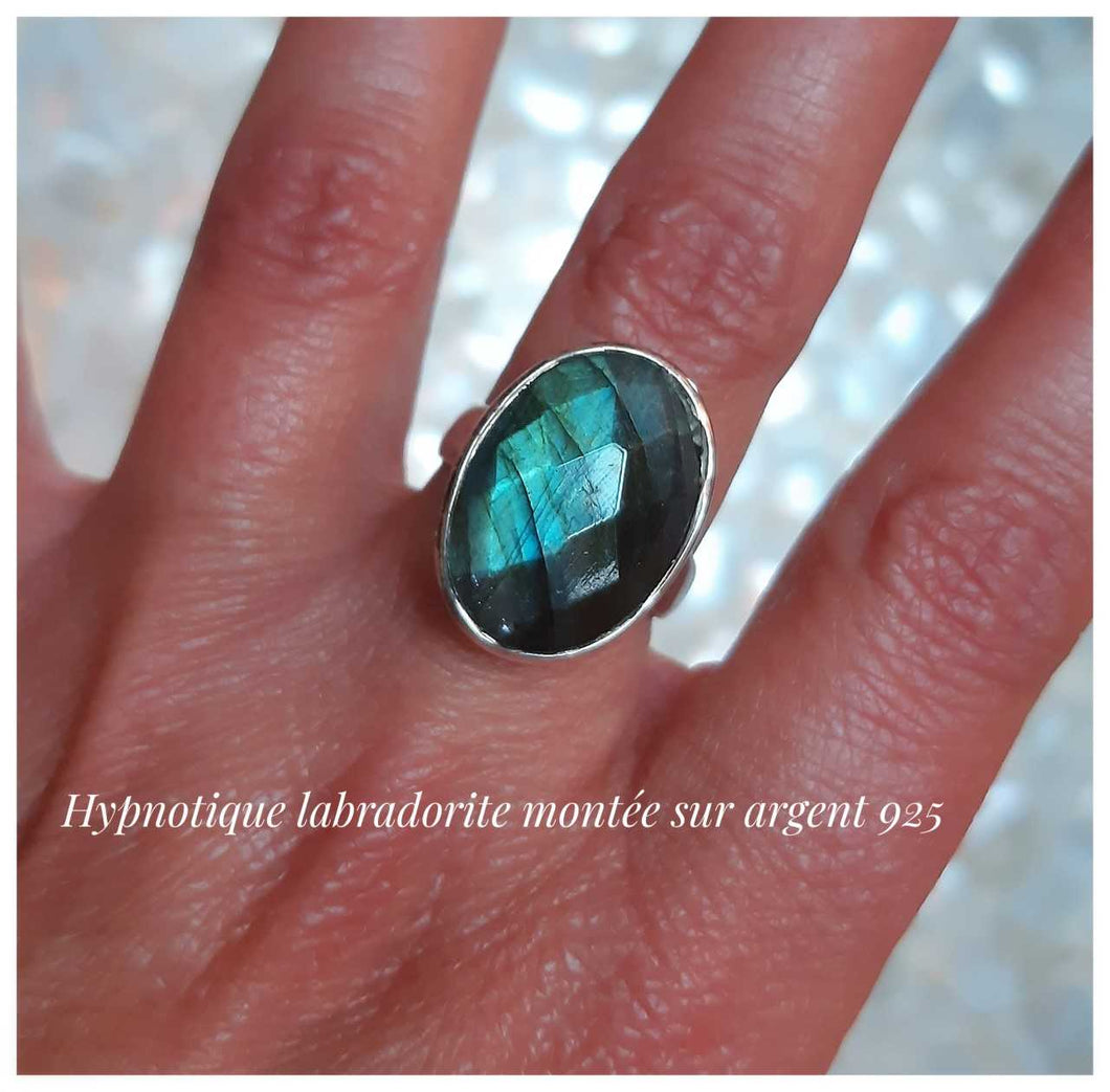 Bague en argent & très belle labradorite taillée - NEW