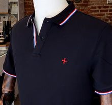 Polo bleu marine col bleu-blanc-rouge - Croix des Templiers brodée