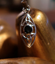 Pendentif Celtique - Triquetra - en argent 925 avec onyx noir - Réassort 2023