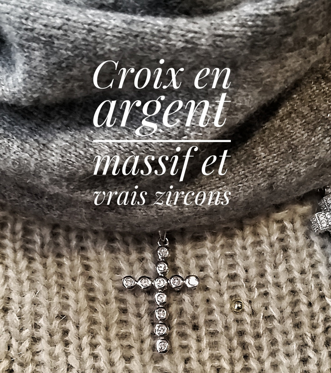 Croix en argent massif et vrais zircons - Collection Luxe