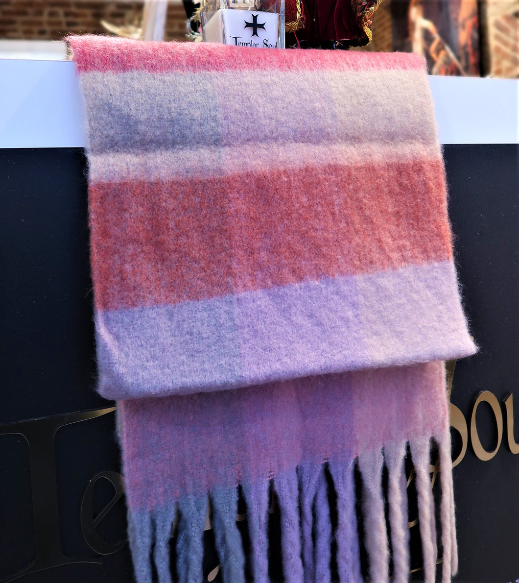 Grande écharpe rose cocooning douillette et chaude