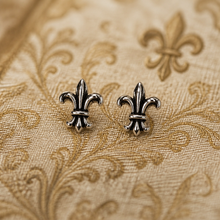Petites boucles d'oreilles en argent 925 Fleur de Lys