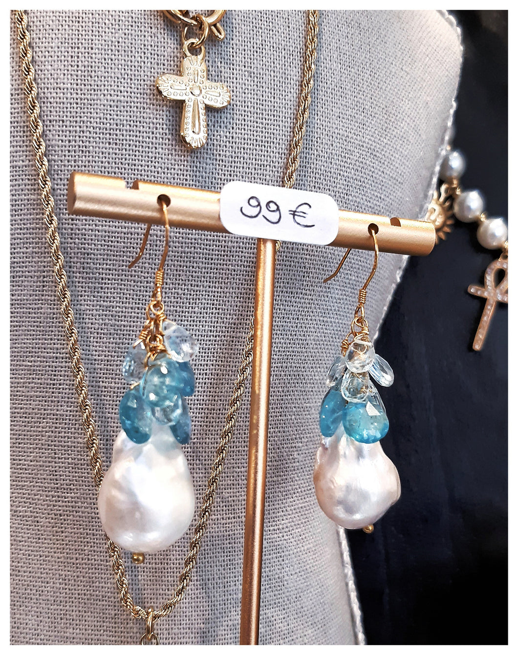 Boucles d'oreilles artisanales en vermeil, nacre et aquamarines  - NEW