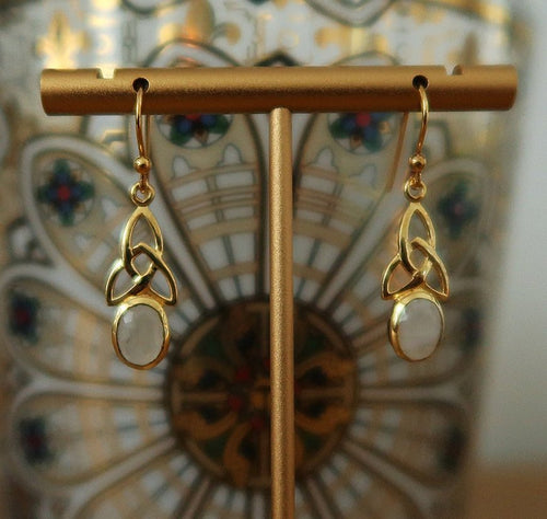 Boucles d'oreilles celtiques en vermeil avec Triquetra et pierres de lune - NEW