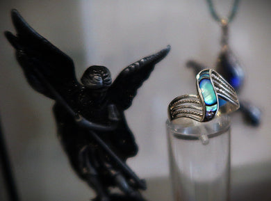 Bague elfique à filaments d'argent et nacre d'abalone - NEW