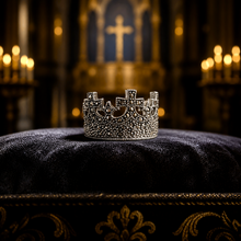 Bague Christ Roi en argent 925 et marcassites - Pièce unique