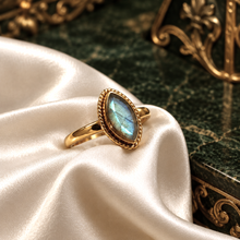 Bague en Vermeil 18 Carats et Labradorite Verte – Reflets Précieux