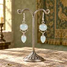 Boucles d'Oreilles "Ondines" en Argent 925 et Calcédoines Vert d'Eau