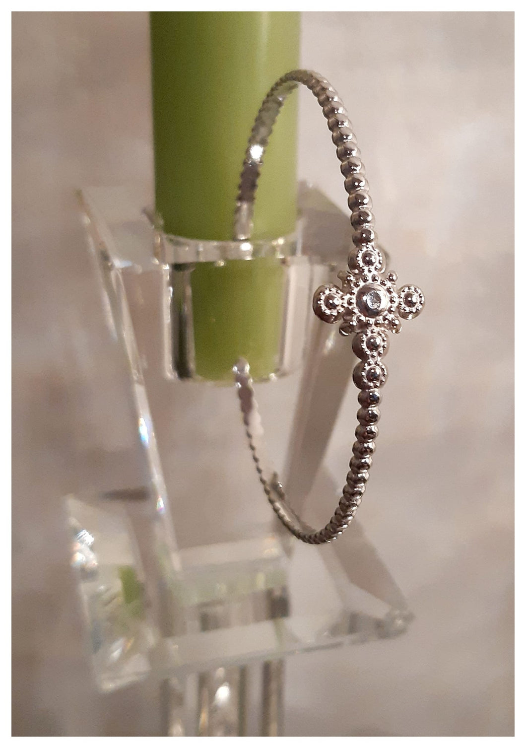 NEW - Bracelet fin croix byzantine en inox argenté - Raffiné & adaptable!