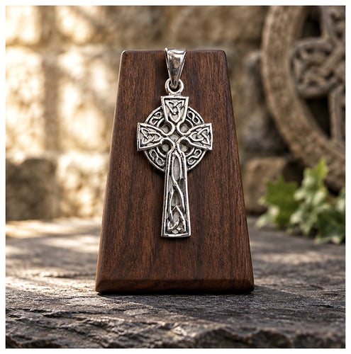 Croix celtique ajourée en argent 925 avec entrelacs
