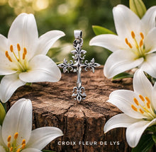 Croix Fleur de Lys en argent, raffinée & exclusive - Réassort 2026
