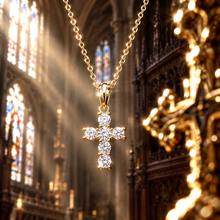 Chaîne avec croix serties de  moissanites véritables - vermeil (or sur argent 925)