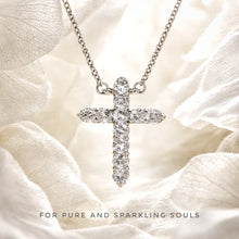 Croix en argent et zircons avec chaîne de 40 cm incluse