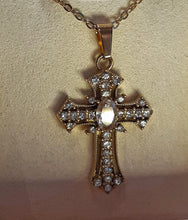Croix baroque en inox doré & cristaux blancs - NEW