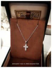 Chaîne & croix latine en argent 925 sertie de moissanites véritables - NEW