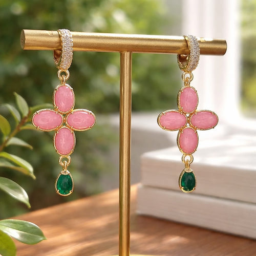 Réassort - Très jolies boucles d'oreilles Fleurs en inox doré & pierres roses naturelles - Gamme Florentine - NEW