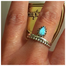 NEW - Bague en argent à double contour - labradorite goutte bleu intense