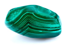 Bague en argent & cabochon de Malachite vert intense - PIÈCE UNIQUE