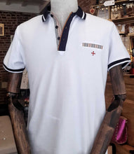 Polo blanc avec tartan écossais - Croix des Templiers brodée - NEW 2025