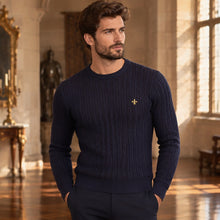 Pull navy finement torsadé - Fleur de Lys brodée de fil d'or