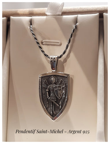 Pendentif Ecu Saint-Michel en argent 925  - Réassort 2024 très attendu!