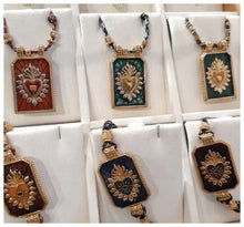 Collection Sacré Cœur / Cœur de Jésus - Collier inox doré, émail & cordage