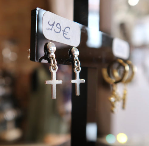 Boucles d'oreilles - petites croix simples en argent