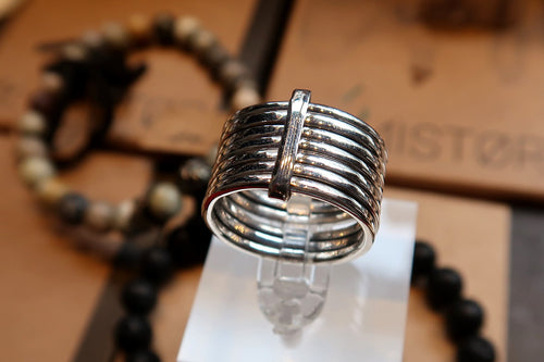 Bague en argent multi-anneaux - sobre et élégante