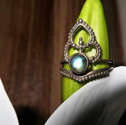 Bague gothique en argent et labradorite bleue - très joli modèle - NEW