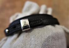 Bracelet en cuir noir avec attache en argent 925 "Olivier de Saint-Loup"