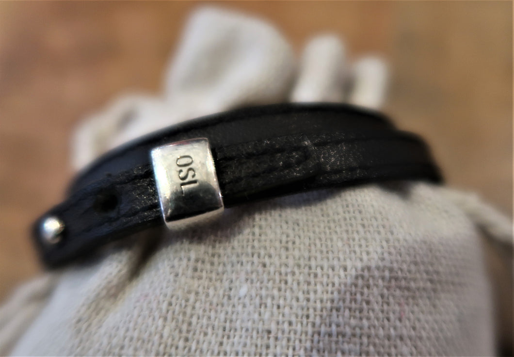 Bracelet en cuir noir avec attache en argent 925 