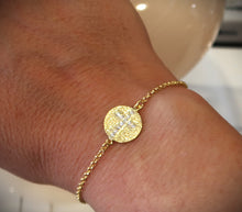 Bracelet raffiné en vermeil (or sur argent 925) avec croix centrale en zircons