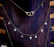 Très joli collier en inox doré avec perles & Swarovski  - NEW