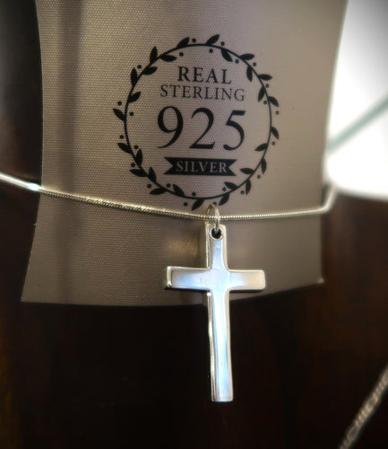 Croix latine en argent 925 plein d'une très belle simplicité - Collection permanente